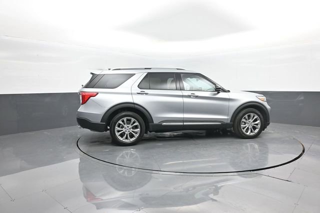Certified 2023 Ford Explorer Limited w/ Limited Technology Package image 8