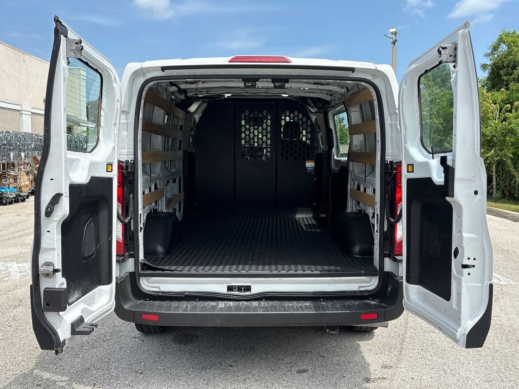 Certified 2025 Ford Transit 250 Low Roof w/ Exterior Upgrade Package RWD image 10