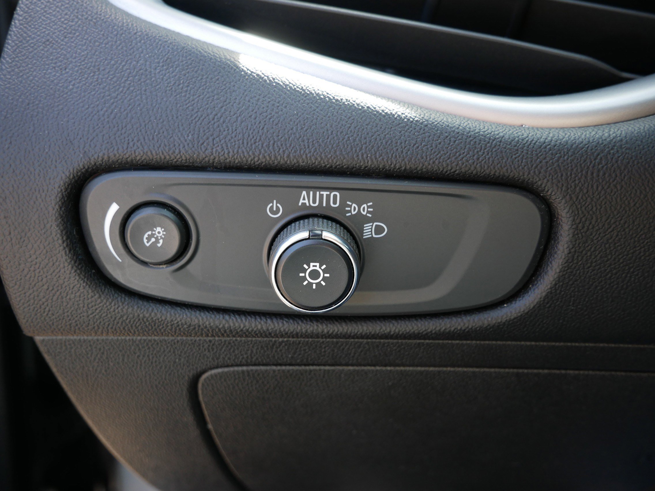 Used 2024 Chevrolet Malibu LT FWD image 26
