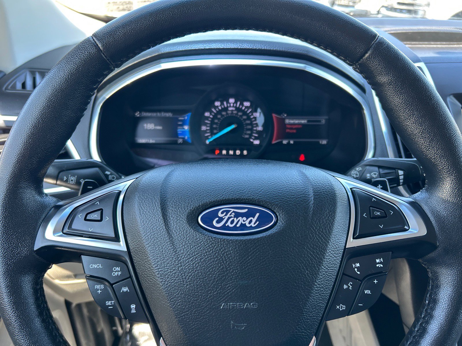 Certified 2020 Ford Edge Titanium w/ Class II Trailer Tow Package AWD/4WD image 23