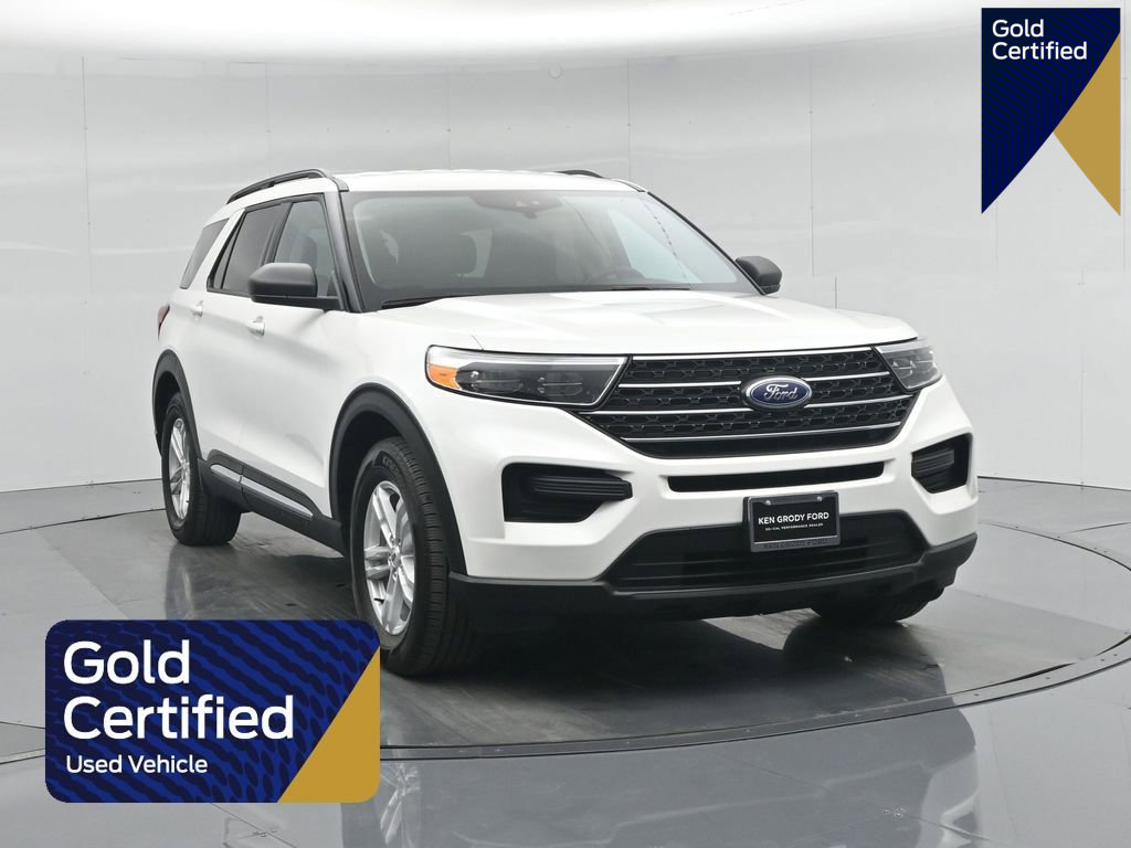 Certified 2023 Ford Explorer XLT image 1