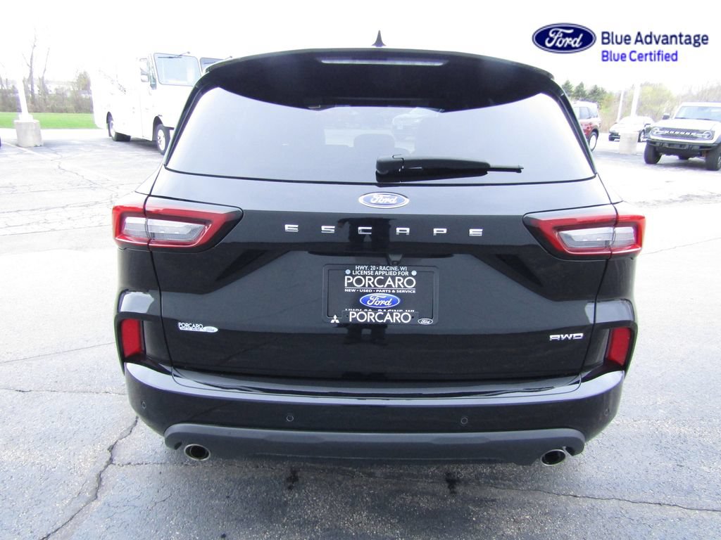 Certified 2023 Ford Escape ST-Line Elite AWD/4WD image 8