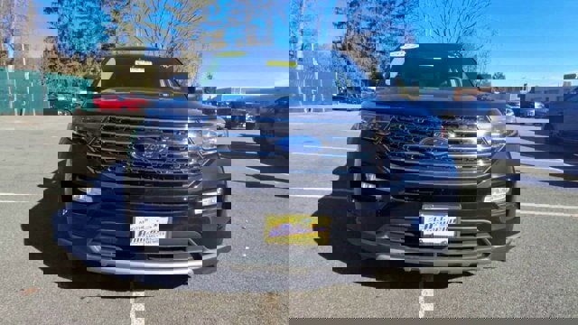 Certified 2022 Ford Explorer XLT w/ Equipment Group 202A image 13