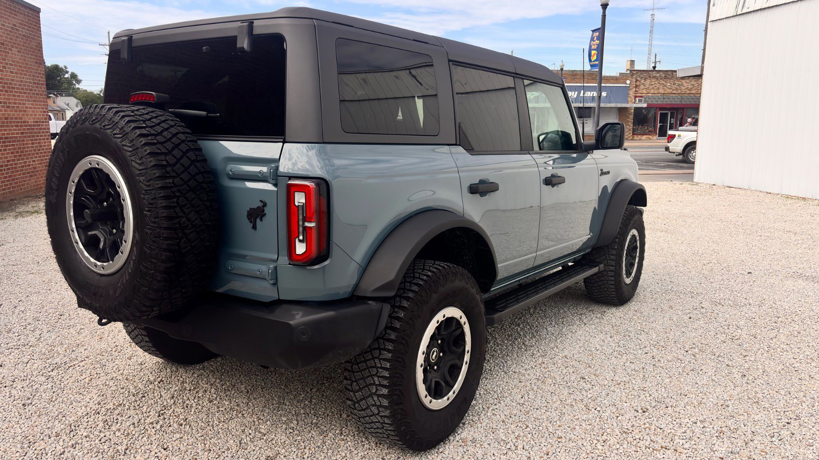 Certified 2023 Ford Bronco Big Bend w/ Sasquatch Package image 5