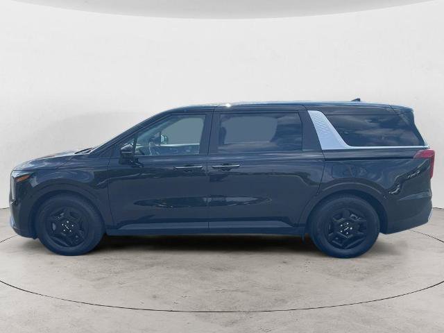 Used 2026 Kia Carnival FWD image 8
