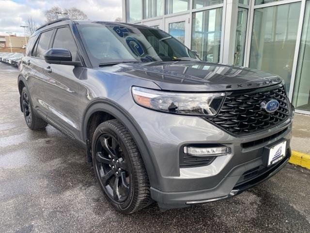 Certified 2022 Ford Explorer ST-Line w/ Class IV Trailer Tow Package