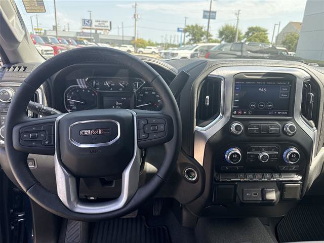Used 2021 GMC Sierra 1500 Elevation w/ X31 Off-Road Package AWD/4WD image 7