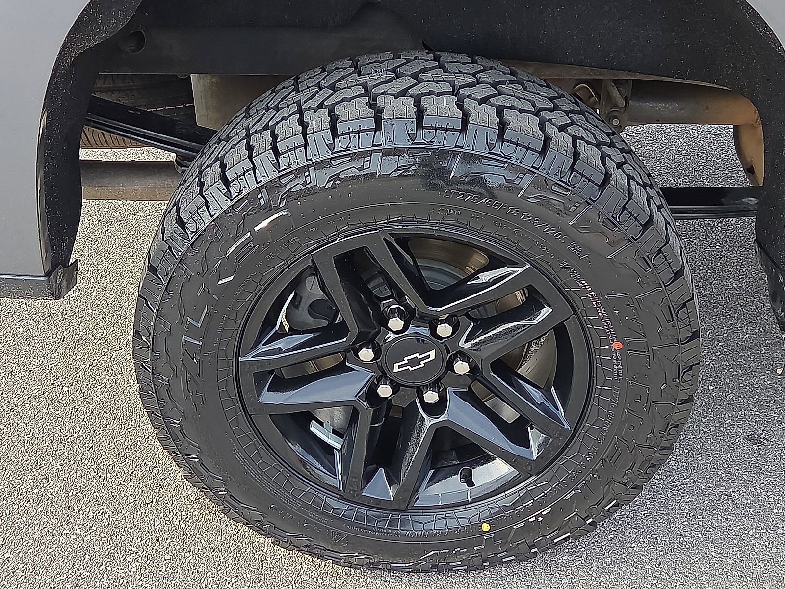 Used 2021 Chevrolet Silverado 1500 LT Trail Boss w/ Bed Protection Package image 7