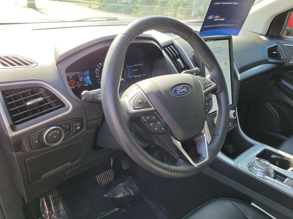 Certified 2024 Ford Edge SEL w/ Convenience Package AWD/4WD image 10