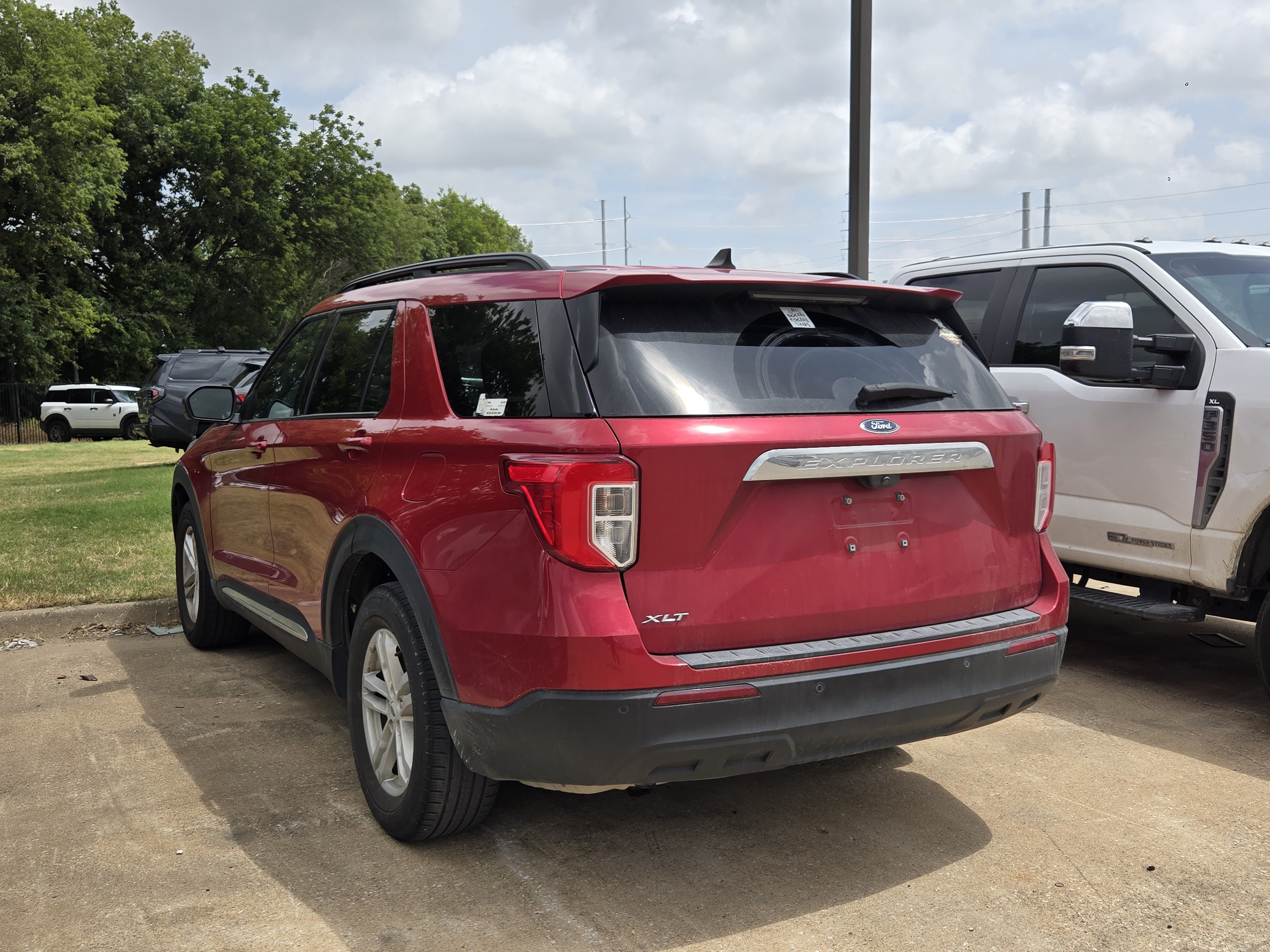 Certified 2023 Ford Explorer XLT RWD image 6
