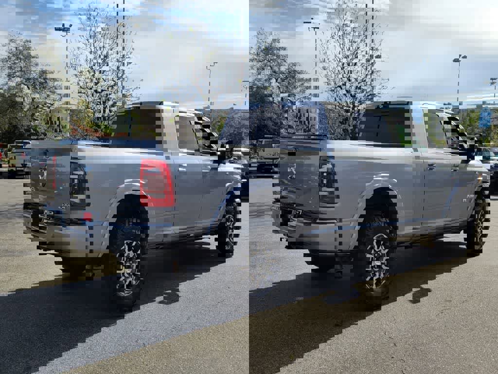 Used 2023 RAM 3500 Limited image 7