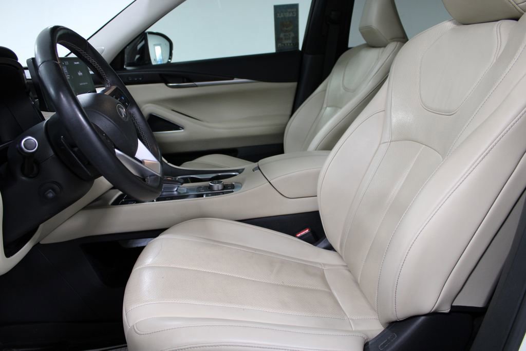Used 2023 INFINITI QX60 Sensory w/ Cargo Package image 25