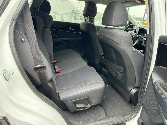 Used 2019 Kia Sorento FWD image 27