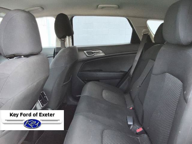 Used 2023 Kia Sportage LX AWD/4WD image 14