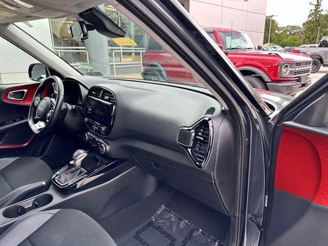 Used 2023 Kia Soul GT-Line FWD image 58