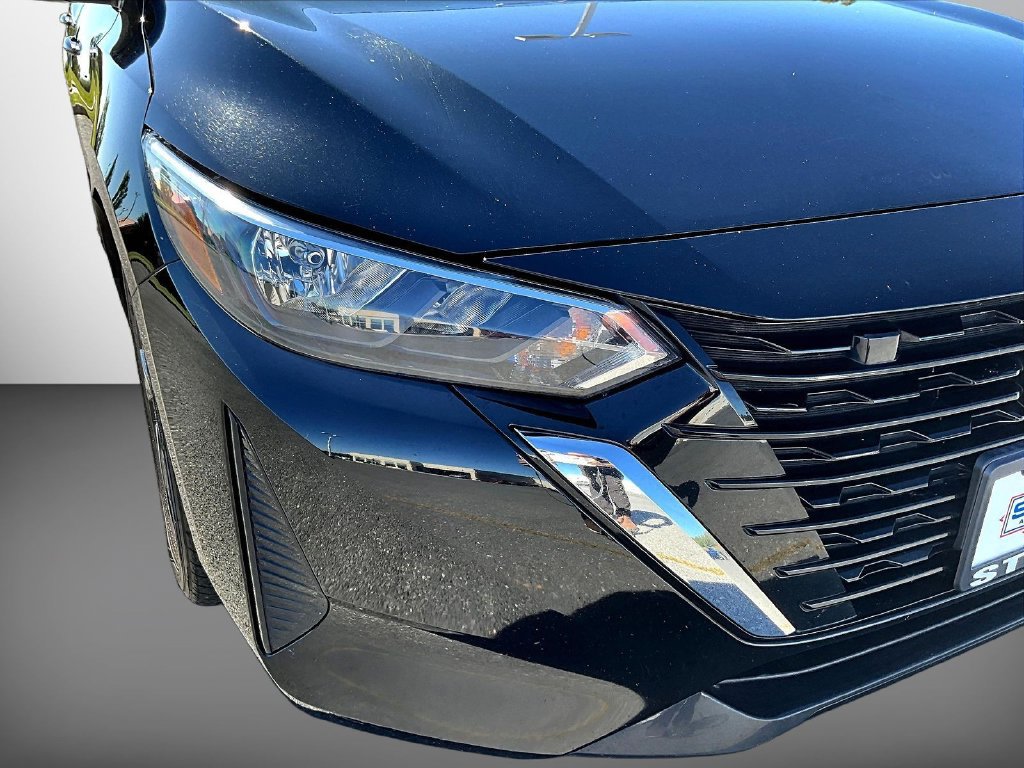 Used 2024 Nissan Sentra SV FWD image 35