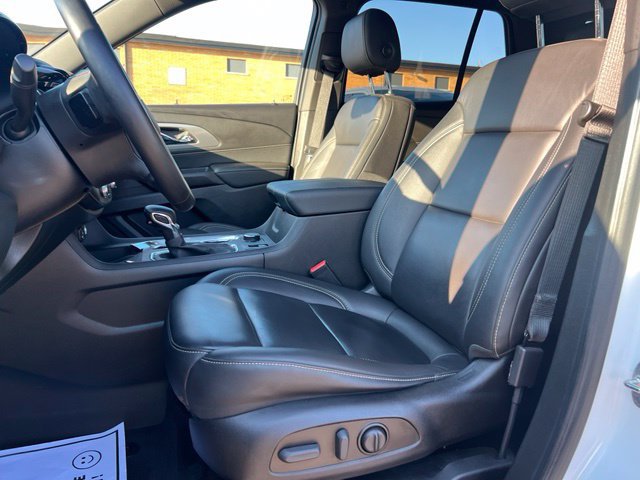 Used 2023 Chevrolet Traverse LT w/ LT Premium Package AWD/4WD image 20