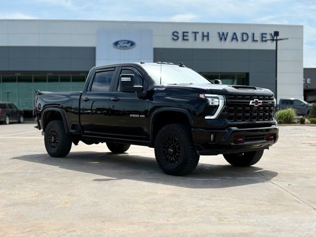 Used 2025 Chevrolet Silverado 2500 ZR2 w/ Technology Package AWD/4WD video 1