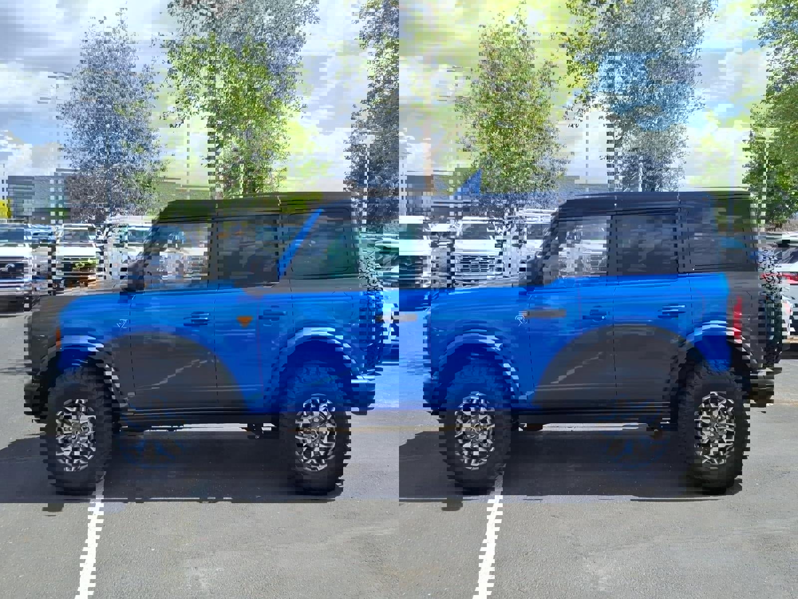 Certified 2025 Ford Bronco Badlands image 2