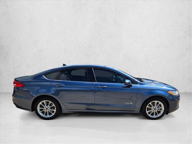 Certified 2019 Ford Fusion SE FWD image 4
