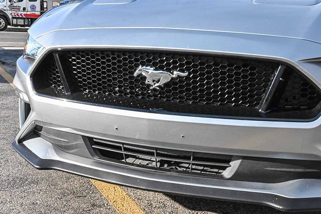 Certified 2020 Ford Mustang Premium RWD image 5