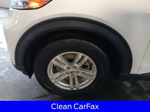 Certified 2023 Ford Explorer XLT image 4