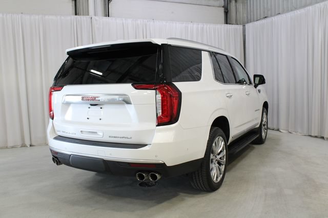 Used 2024 GMC Yukon Denali w/ Advanced Technology Package AWD/4WD image 27