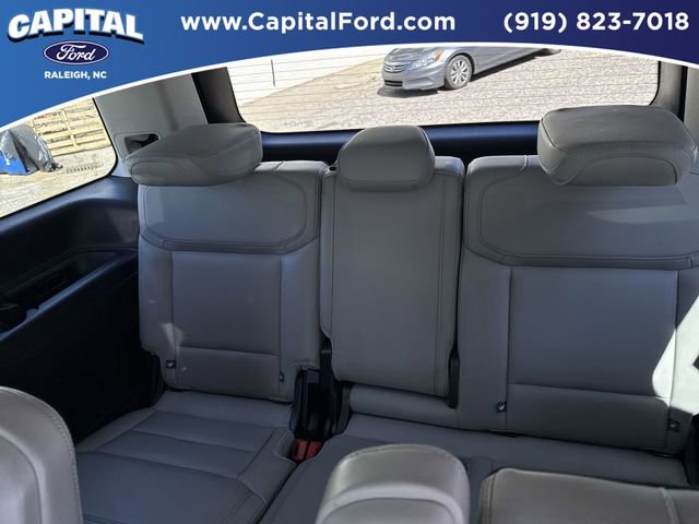 Certified 2025 Ford Expedition Active image 19