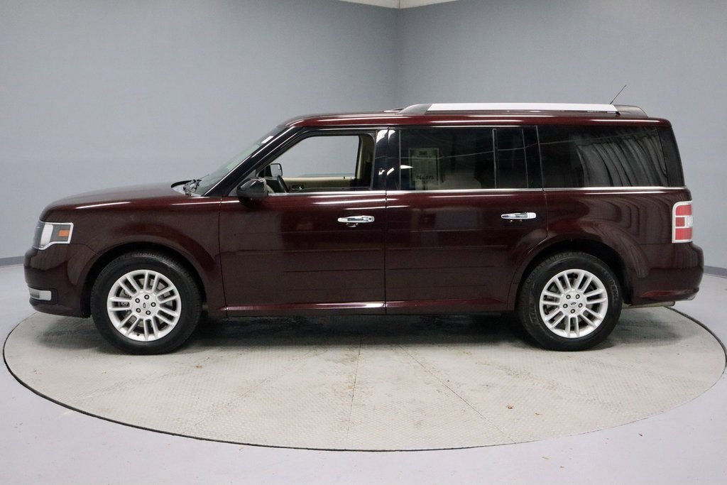 Certified 2018 Ford Flex SEL w/ Class III Trailer Tow Package image 8