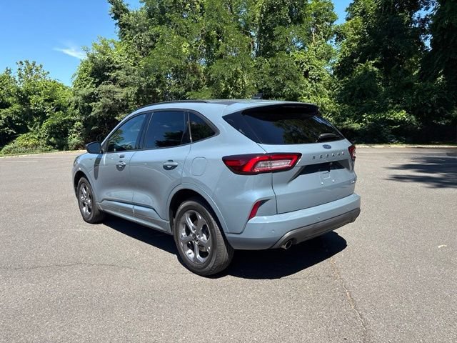 Certified 2023 Ford Escape ST-Line w/ Tech Pack #1 AWD/4WD image 8