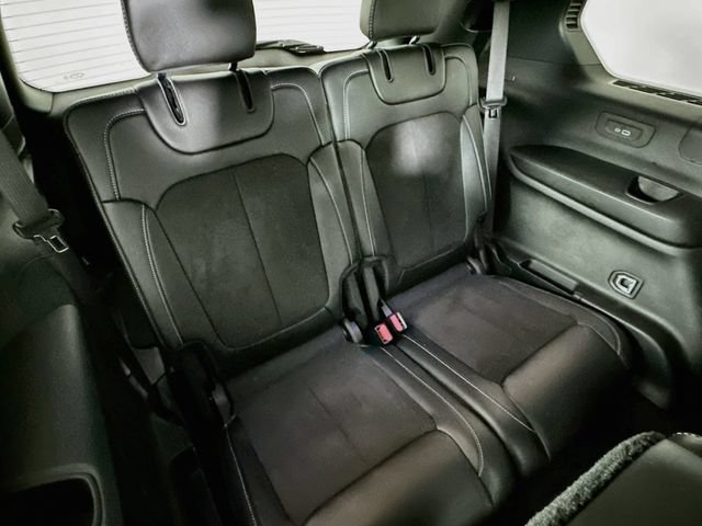 Used 2024 Jeep Grand Cherokee L Laredo AWD/4WD image 36