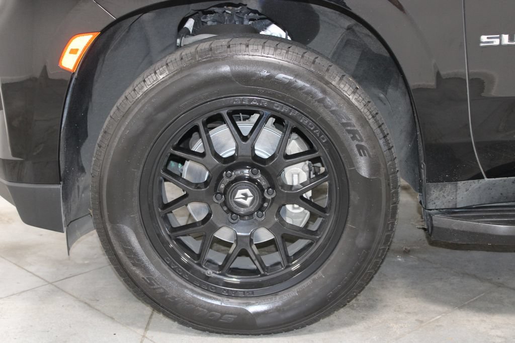 Used 2022 Chevrolet Suburban Premier RWD image 20