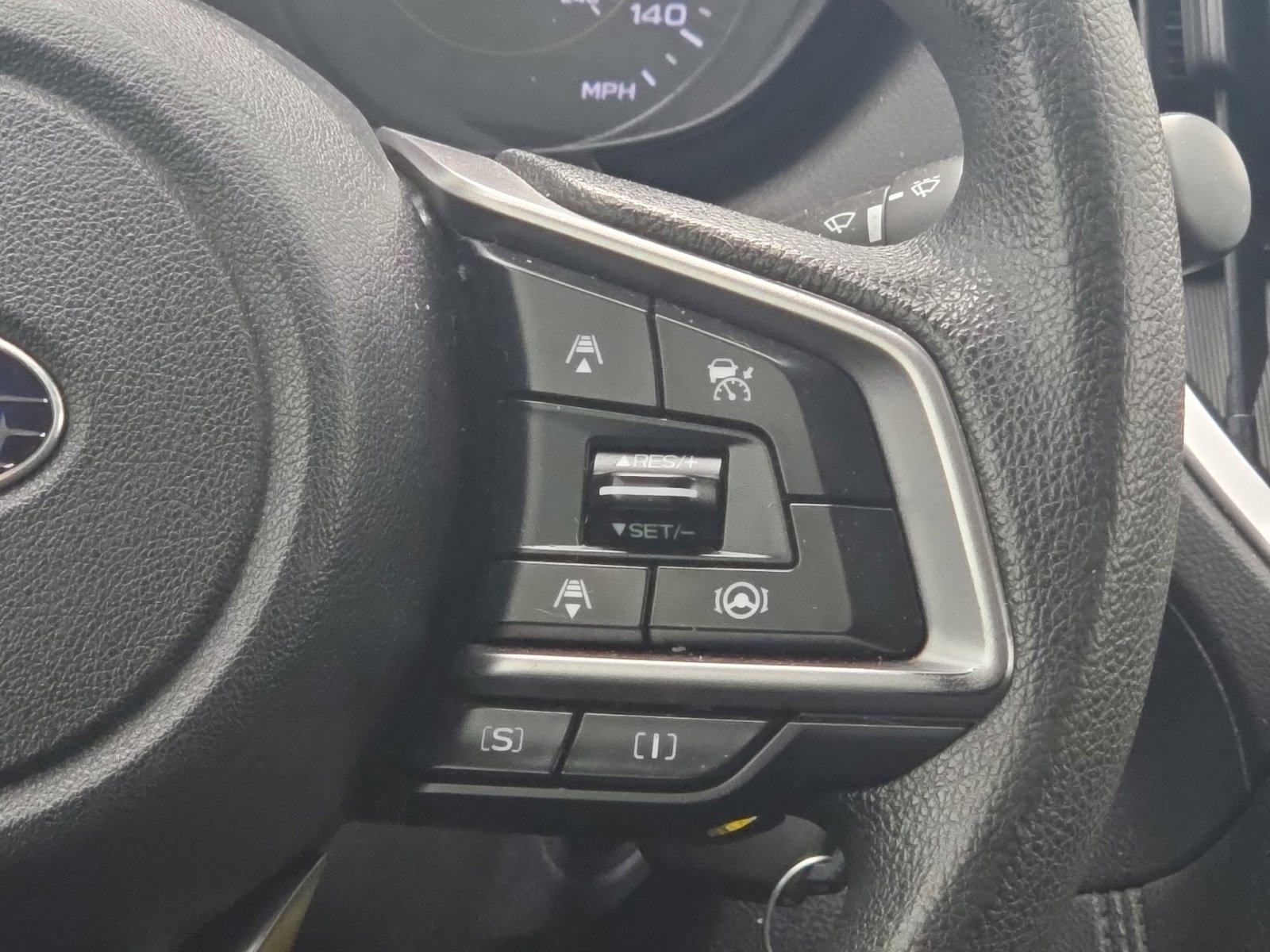 Used 2023 Subaru Crosstrek 2.0i AWD/4WD image 22