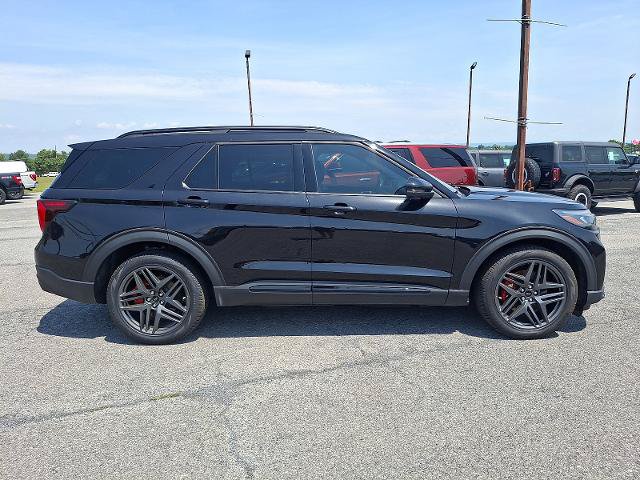 Certified 2025 Ford Explorer ST w/ Sun And Sound Package AWD/4WD image 7