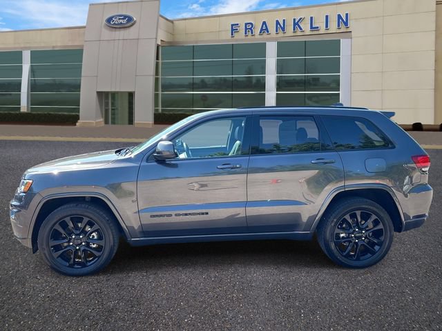 Used 2021 Jeep Grand Cherokee Laredo X RWD image 4