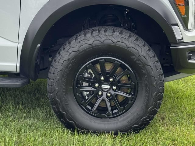 Certified 2024 Ford F150 Raptor AWD/4WD image 8
