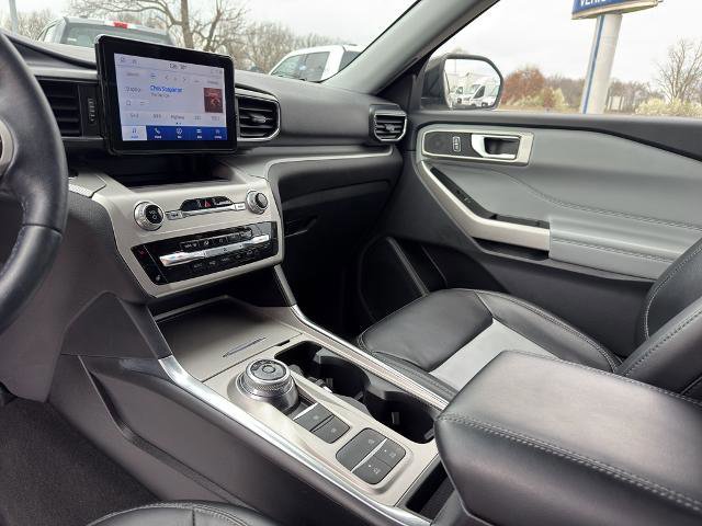 Certified 2022 Ford Explorer XLT w/ Equipment Group 202A image 11