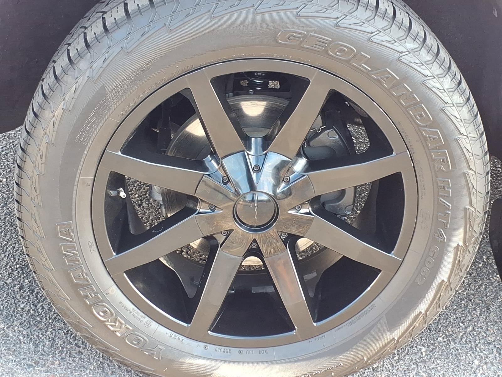 Used 2020 Chevrolet Tahoe LT RWD image 9