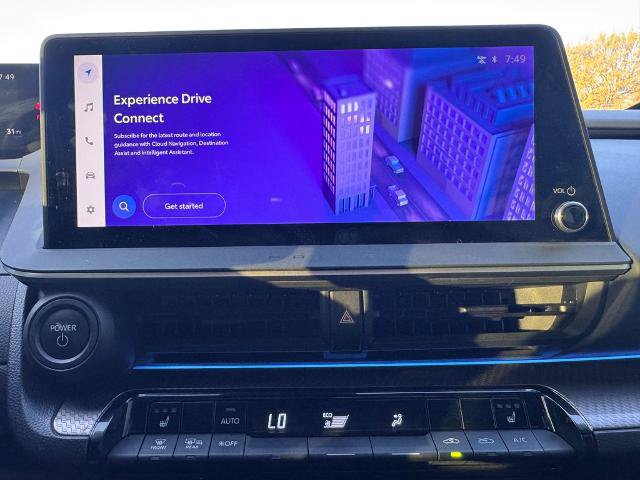 Used 2024 Toyota Prius XLE FWD image 28