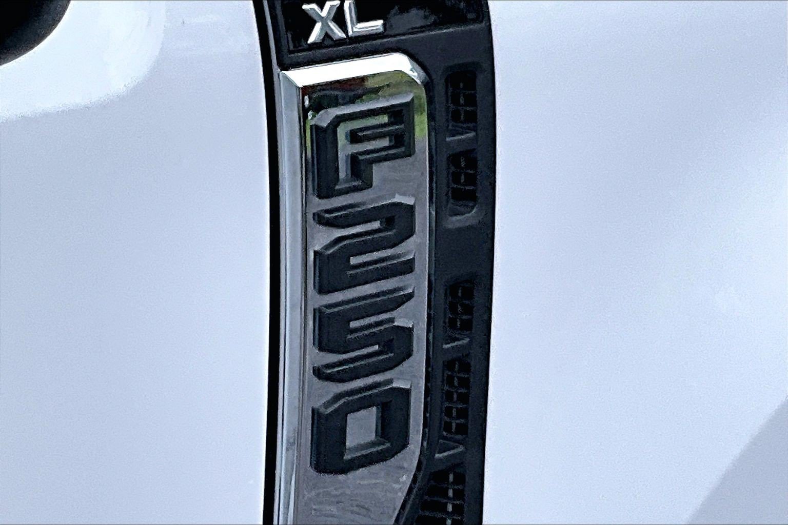 Certified 2023 Ford F250 XL AWD/4WD image 31