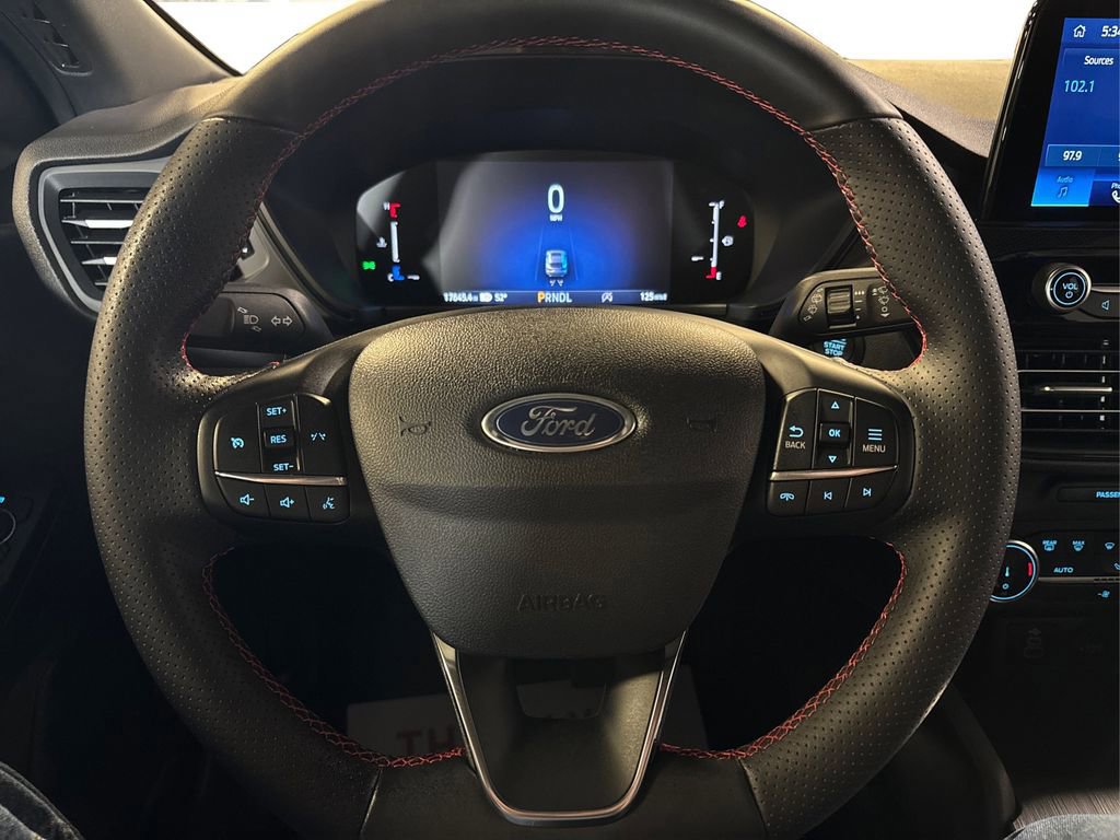 Certified 2025 Ford Escape ST-Line image 27