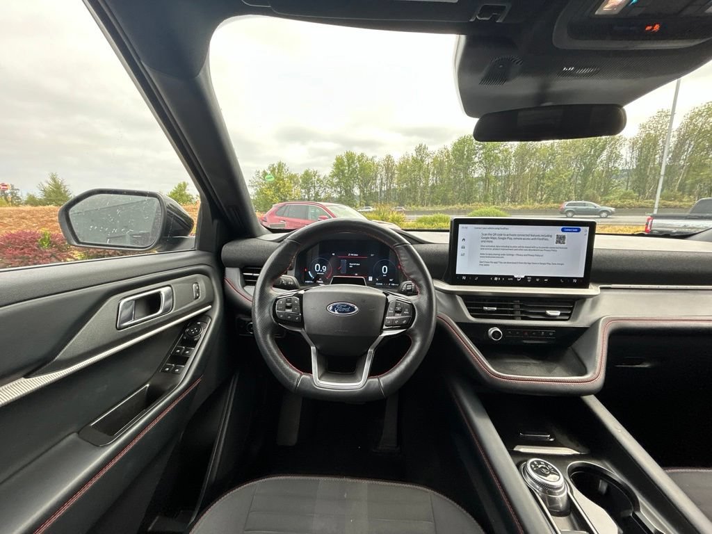 Certified 2025 Ford Explorer ST-Line AWD/4WD image 38
