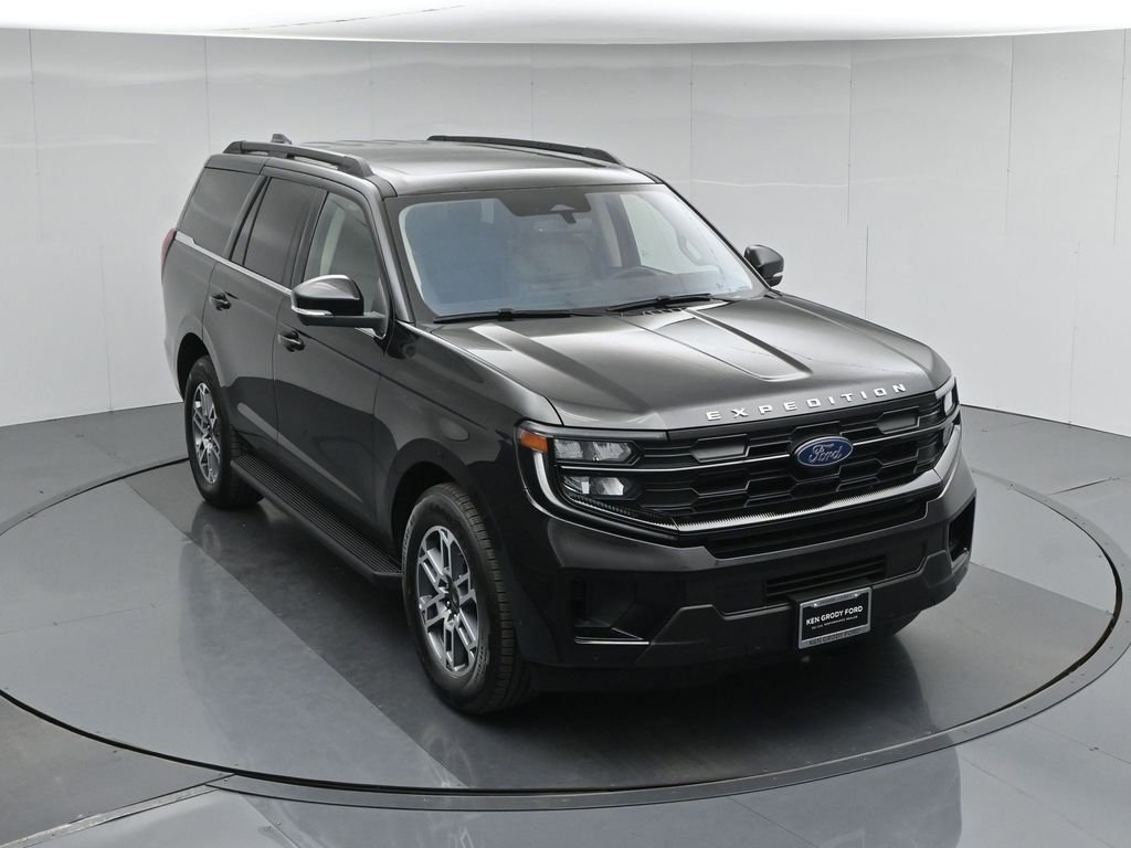 Certified 2025 Ford Expedition Active RWD image 44