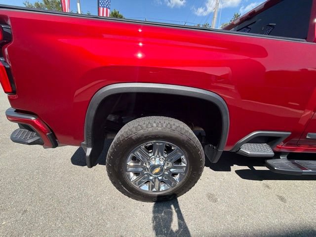 Used 2026 Chevrolet Silverado 2500 High Country w/ High Country Premium Package AWD/4WD image 15