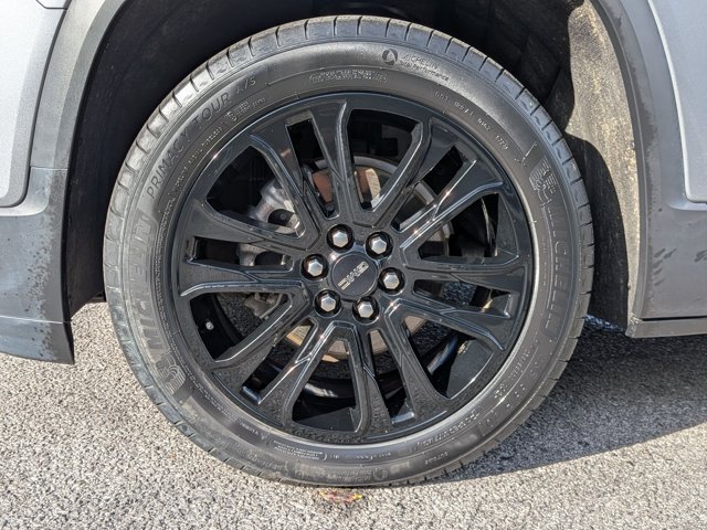Used 2023 GMC Acadia SLT w/ Elevation Edition AWD/4WD image 22
