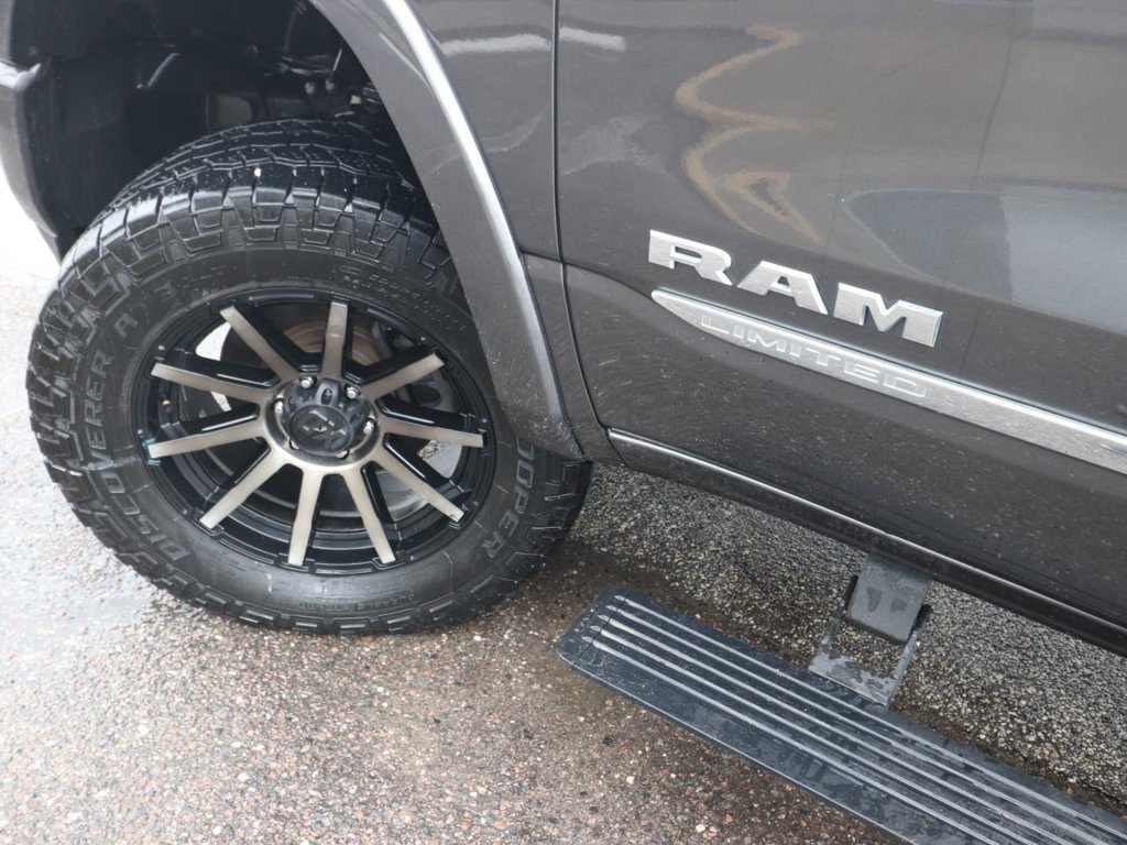 Used 2020 RAM 1500 Limited AWD/4WD image 3