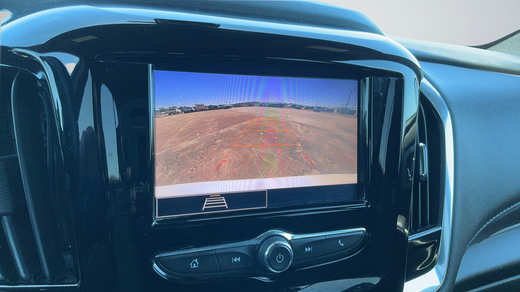Used 2023 Chevrolet Traverse LT FWD image 12
