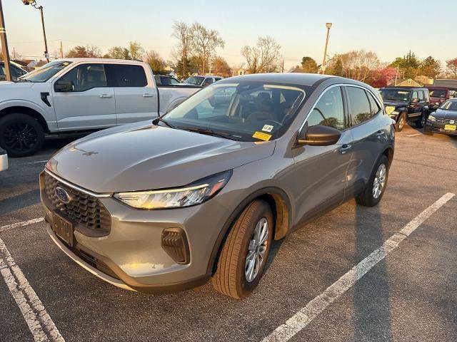 Certified 2023 Ford Escape Active AWD/4WD image 3
