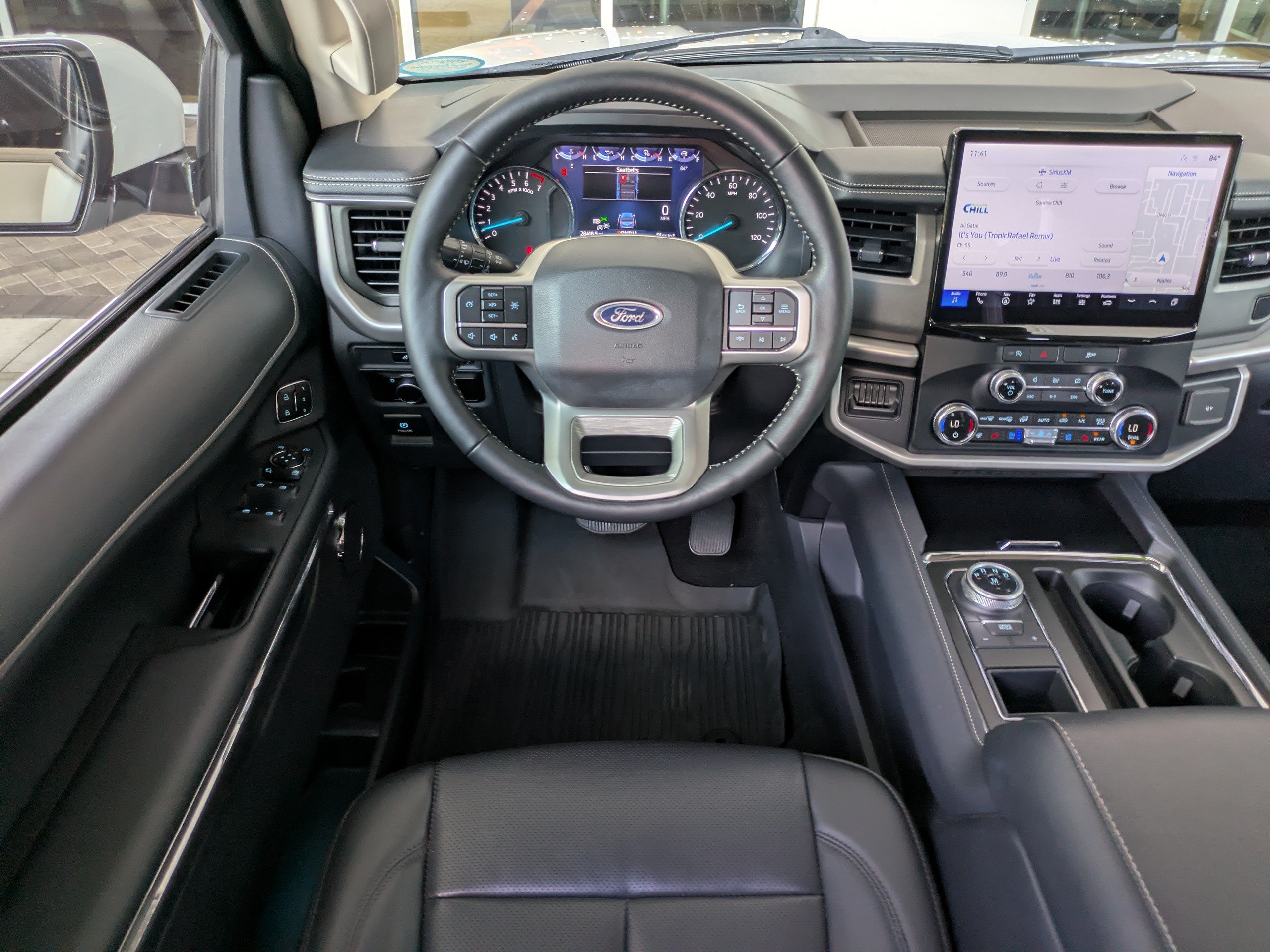 Certified 2024 Ford Expedition Max XLT RWD image 18