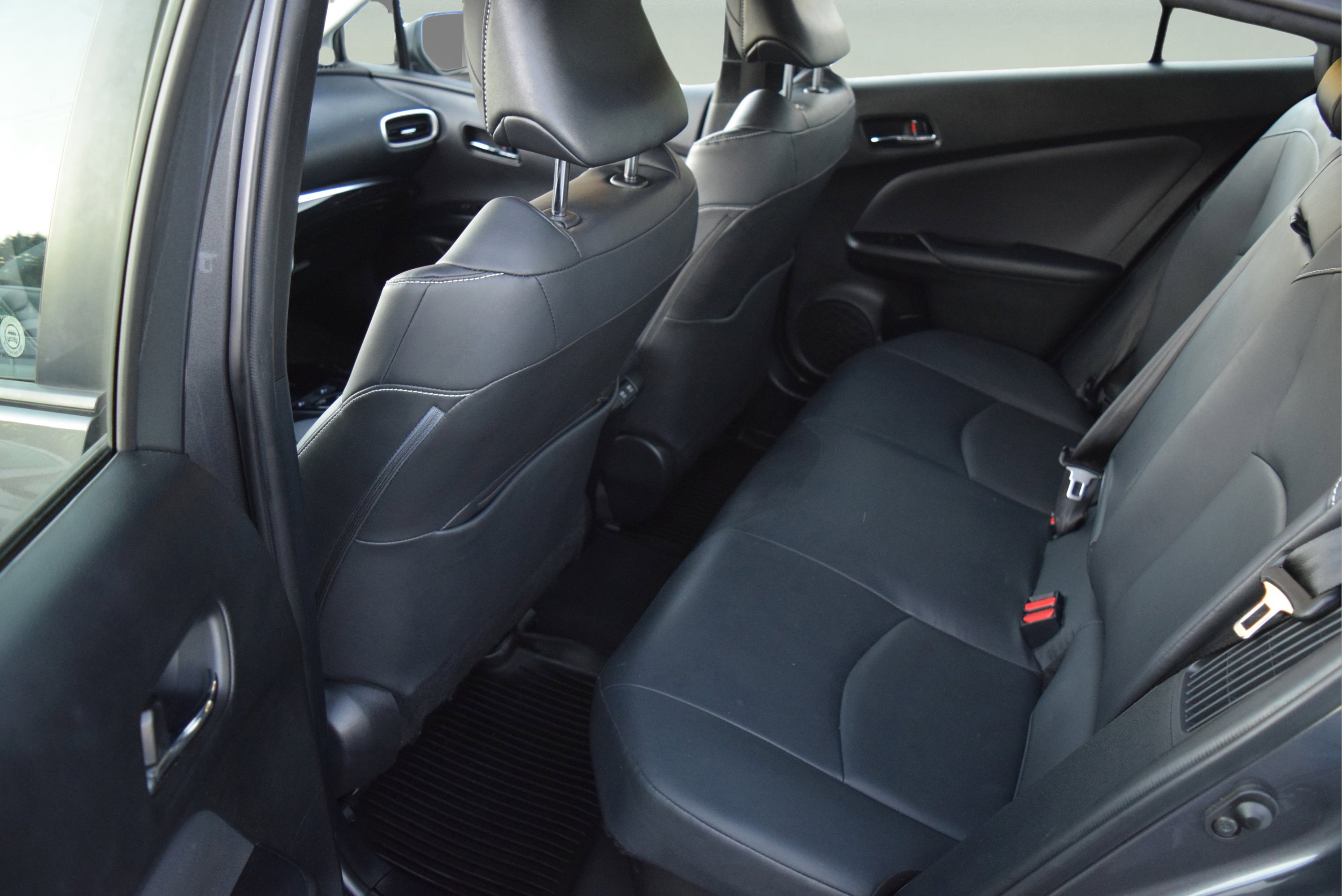 Used 2021 Toyota Prius Prime Limited image 8